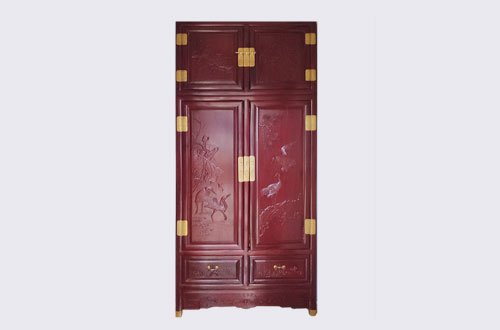 新疆高端中式家居装修深红色纯实木衣柜